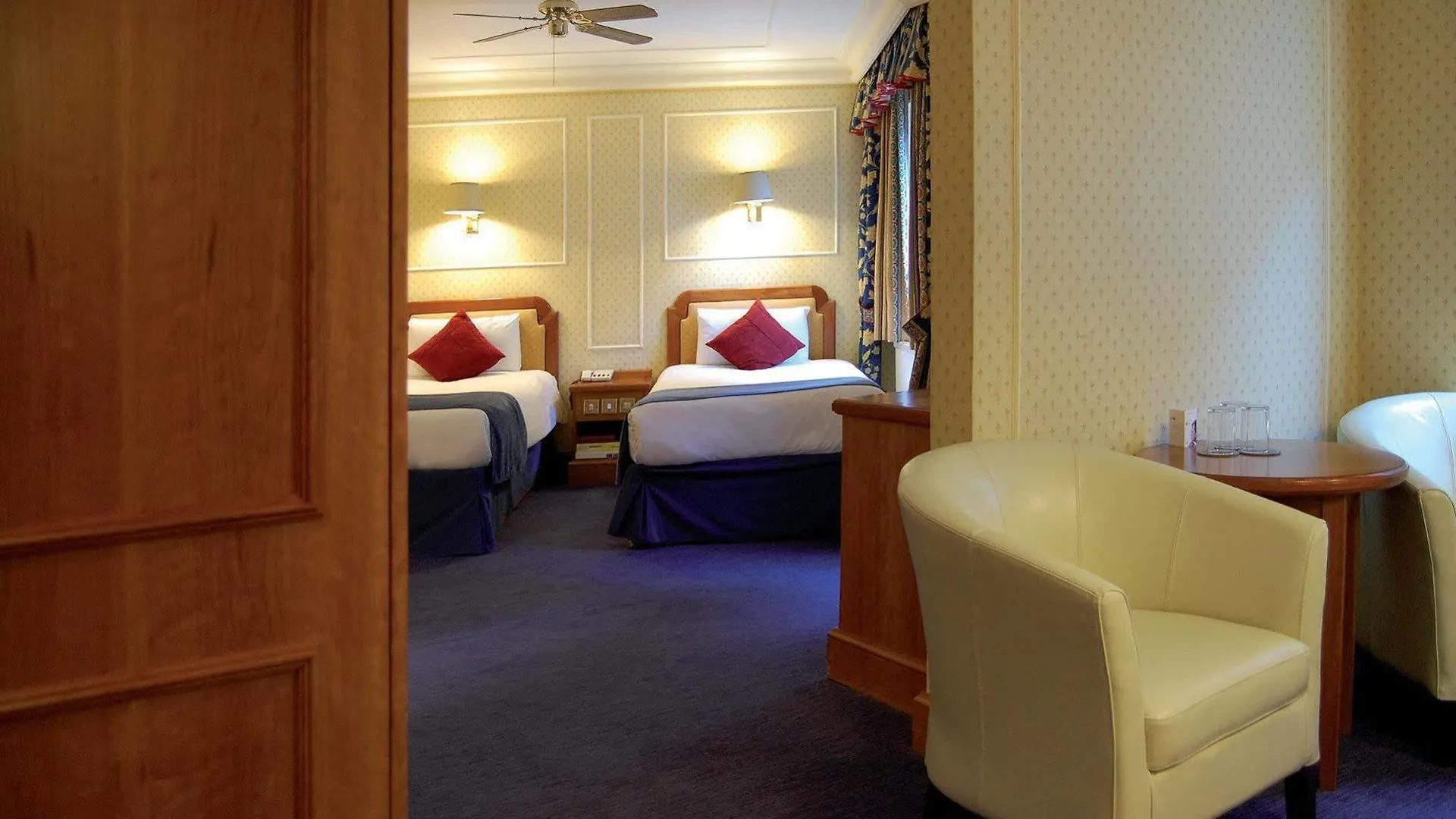 Thistle Edinburgh, The King James فندق