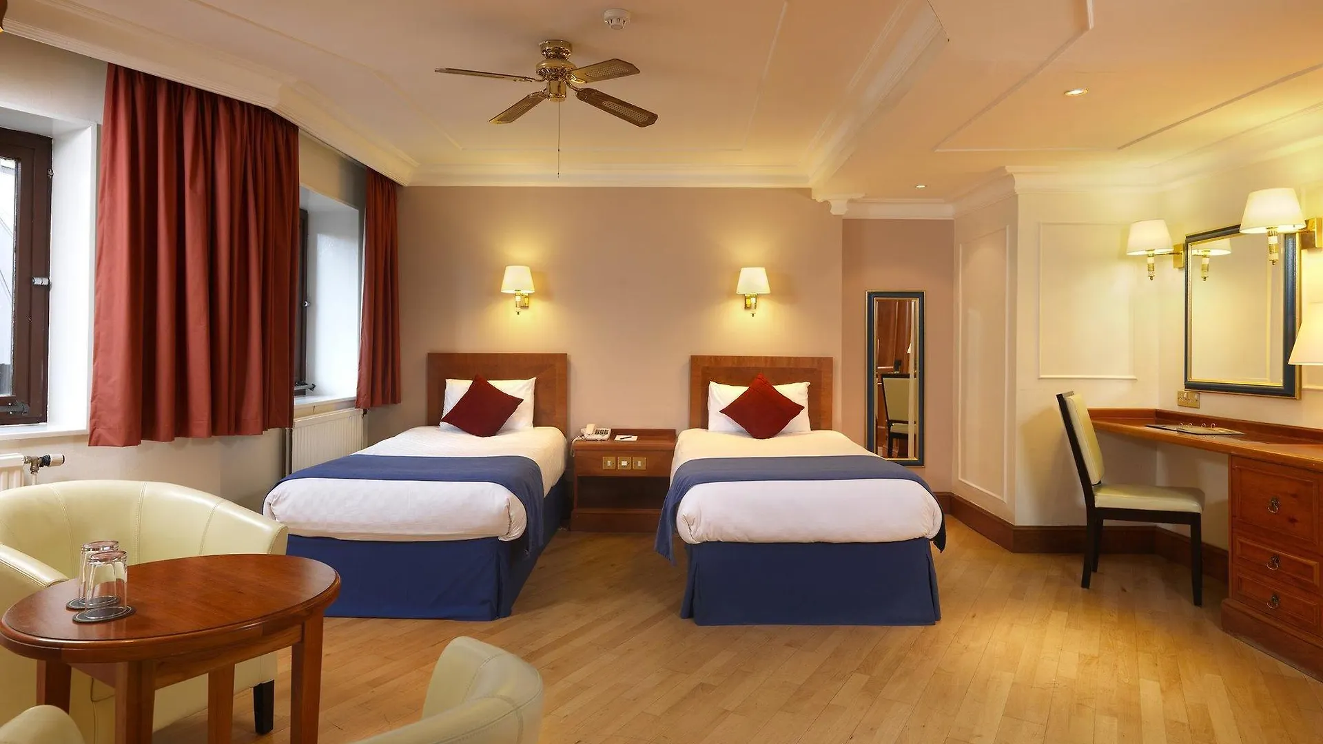 Thistle Edinburgh, The King James Otel
